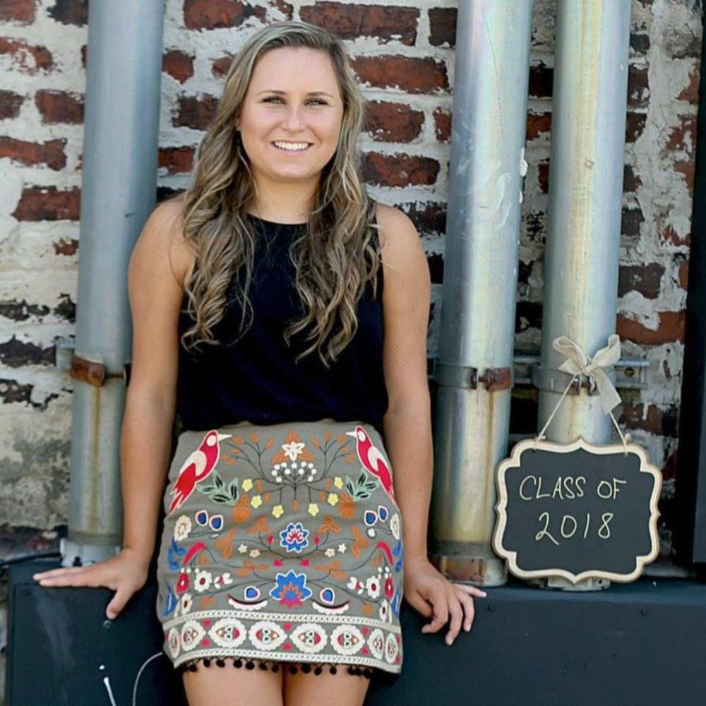 Meet your Posher, Carlie